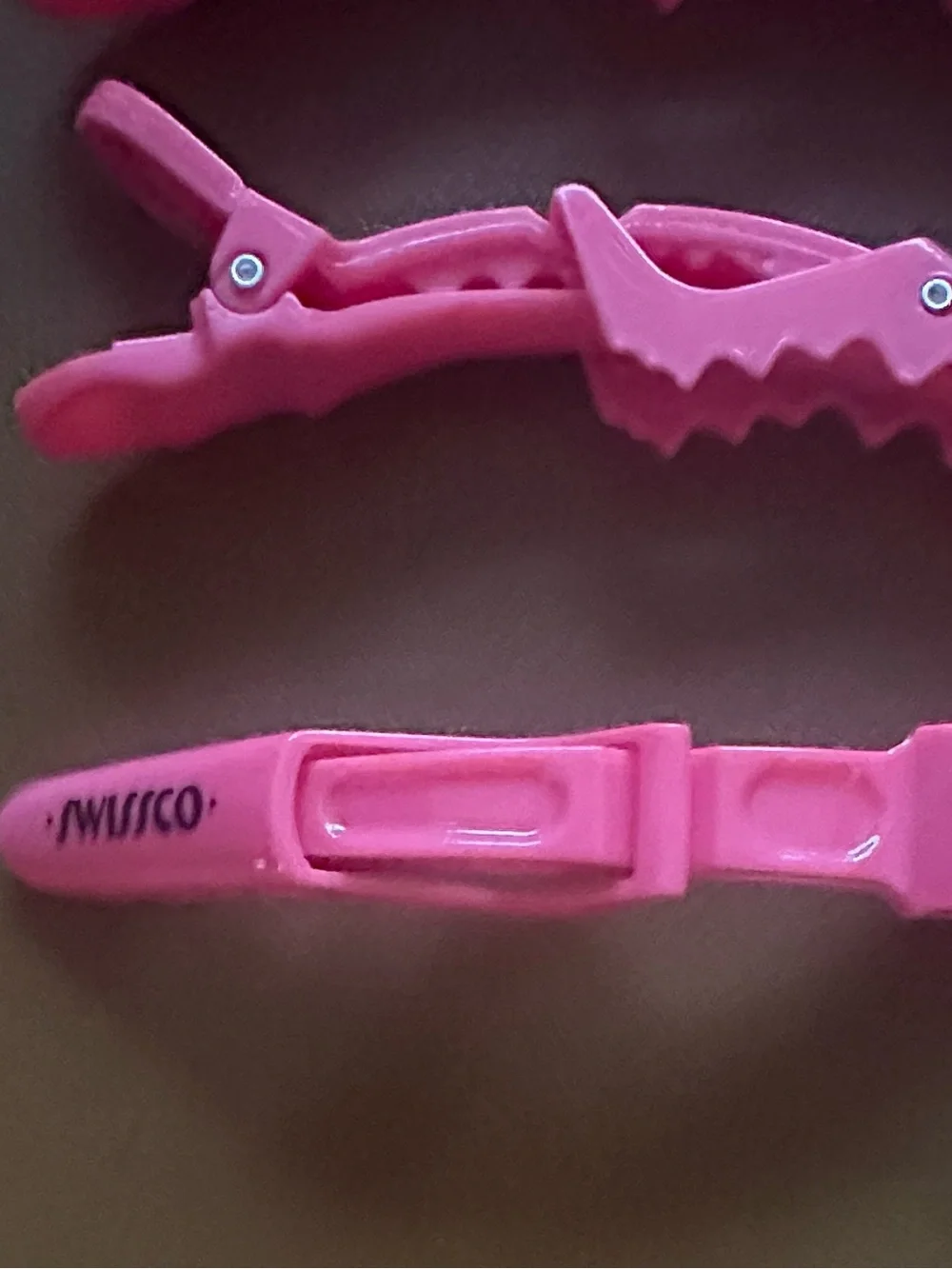 NEW NO PACKAGE 4 pk Swissco Heat Resistant Double-Hinged Alligator Hair Clips